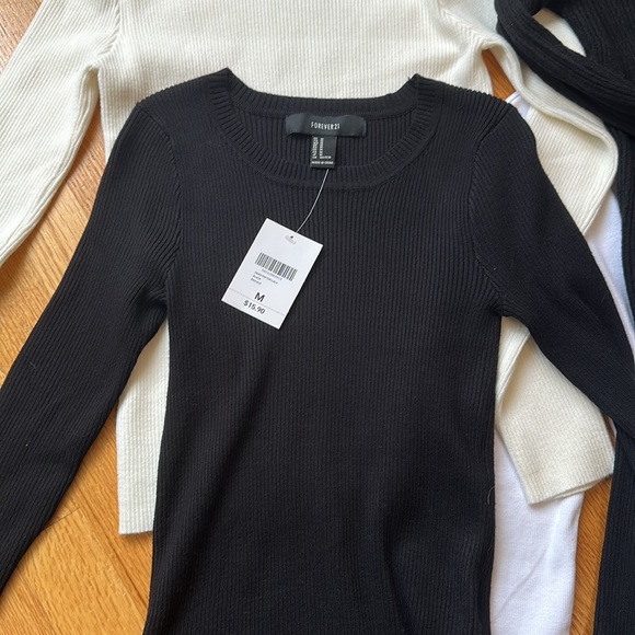 Forever 21 - Lot of 4 Knit Tops & Bodysuit NWT Size Medium - Picture 3 of 6